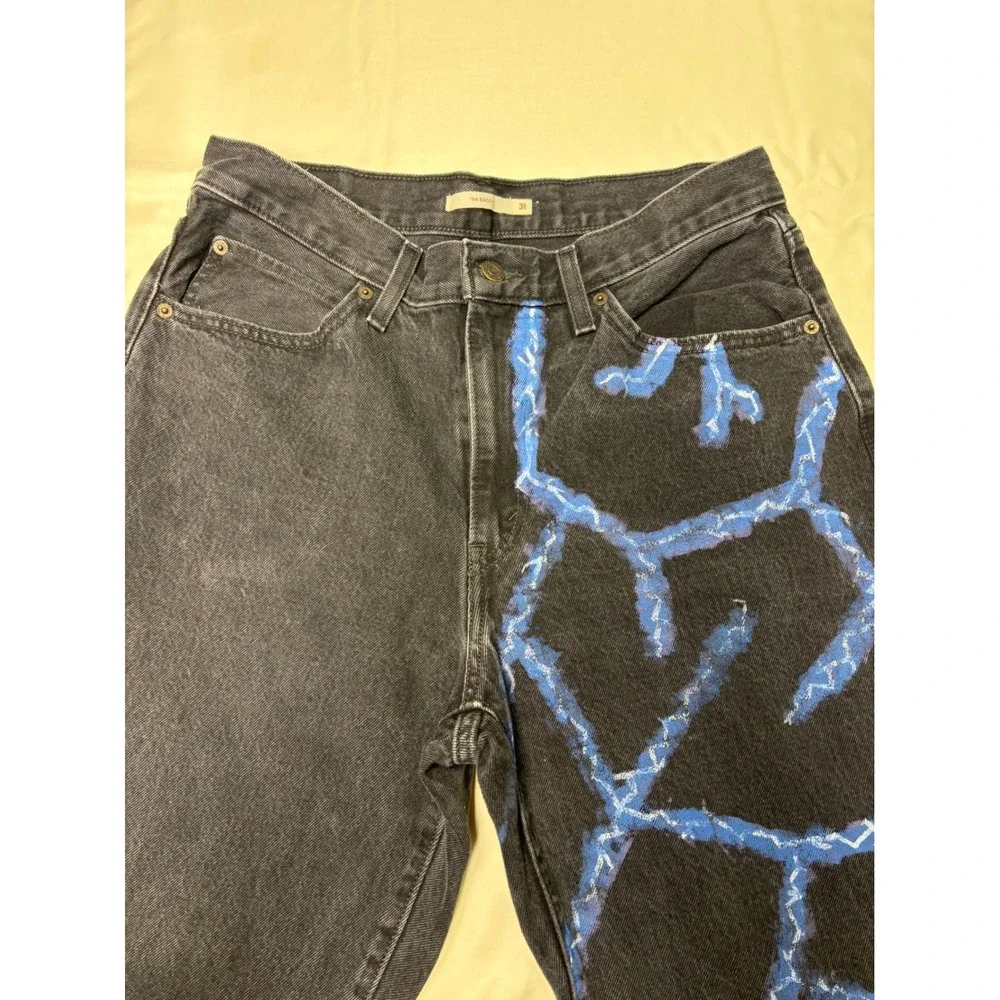 Levis dare electrify